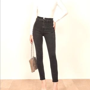 NWOT Gorgeous reformation Kayo skinny jeans. High waisted. Size 27/4